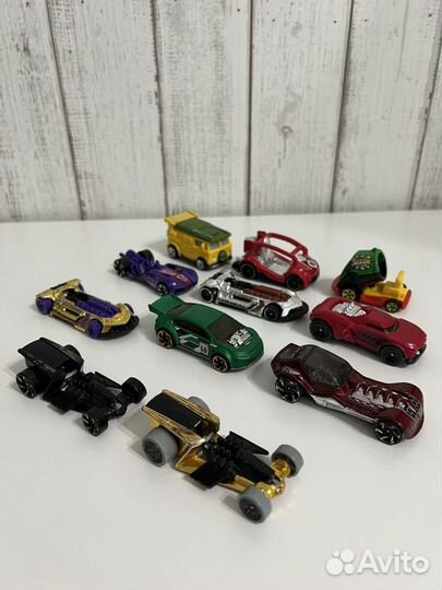 Машинки hot wheels