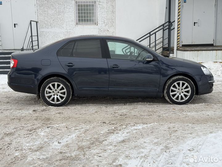 Volkswagen Jetta 1.6 МТ, 2008, 210 540 км