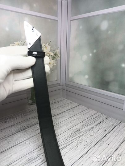 Ремень Prada женский Натуральная кожа серебряный