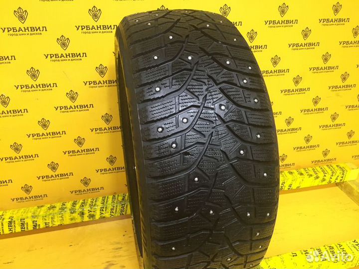 Bridgestone Blizzak Spike-02 225/50 R17 94T