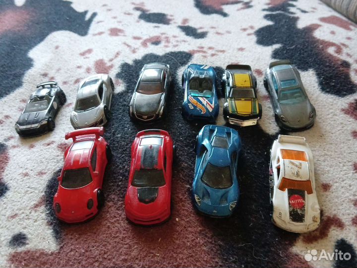 Машинки хот вилс Hot wheels