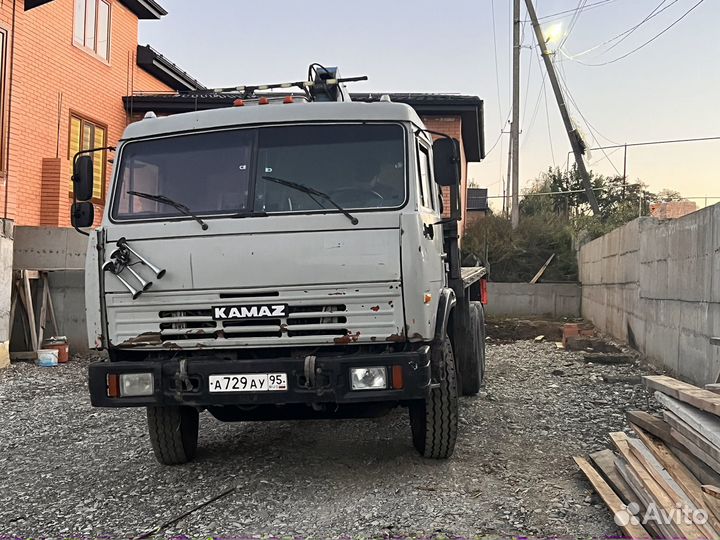 Камаз с манипулятором