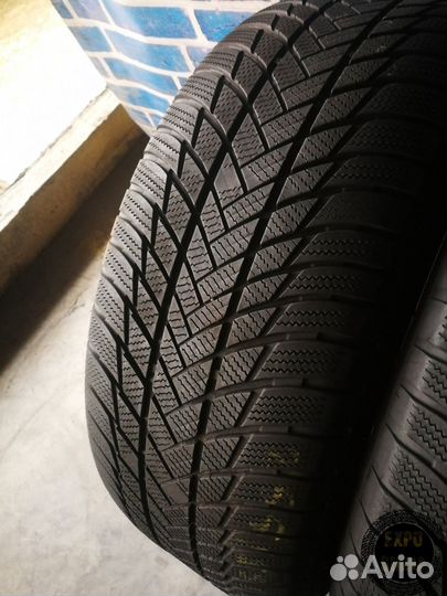 Bridgestone Blizzak LM-001 255/55 R20 110H