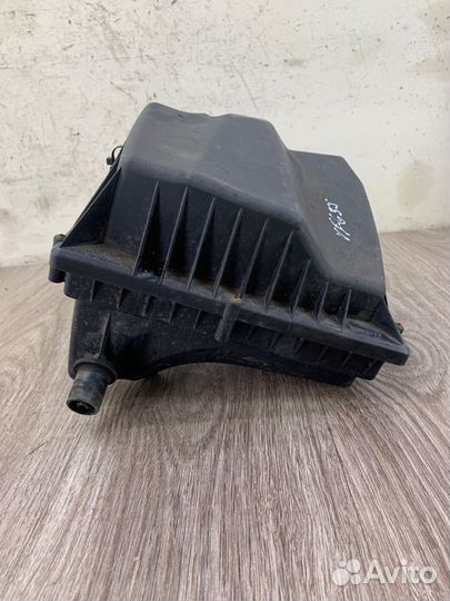 Корпус воздушного фильтра Opel Astra J A17DTJ