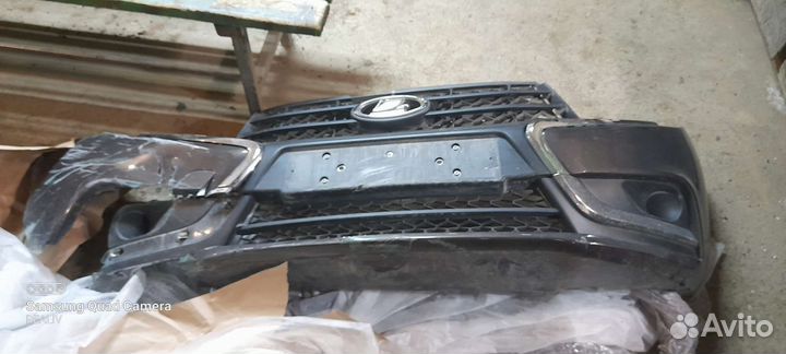 Продам бампер vesta