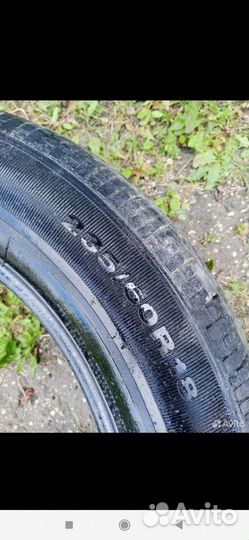 Kumho 792 235/60 R18