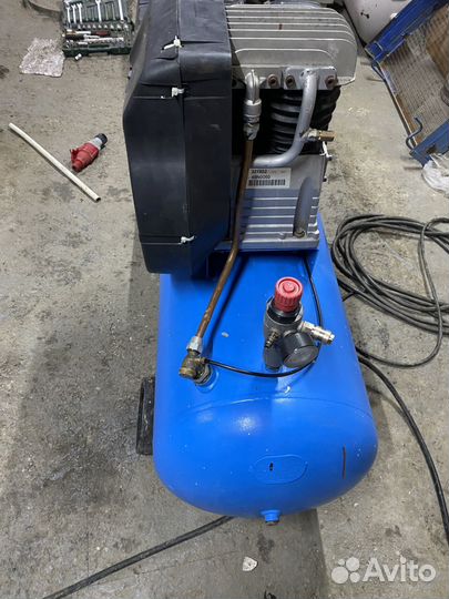 Компрессор воздушный Италия 200л