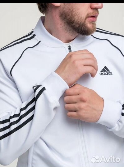 Спортивный костюм adidas новый