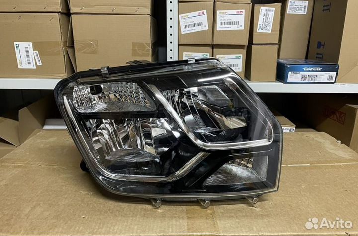 Фара передняя Renault Duster 15-19
