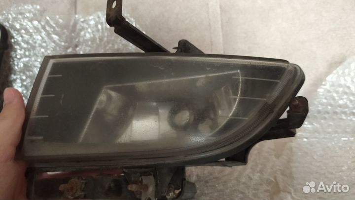 Фара, и противотуманная фара