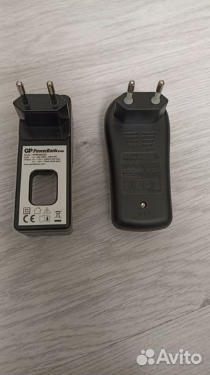 Зарядное устройство