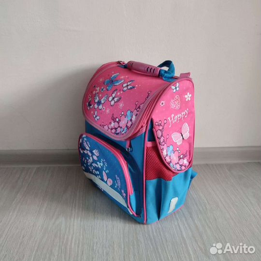 Школьный портфель