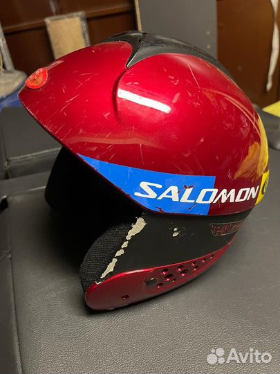 Шлем горнолыжный