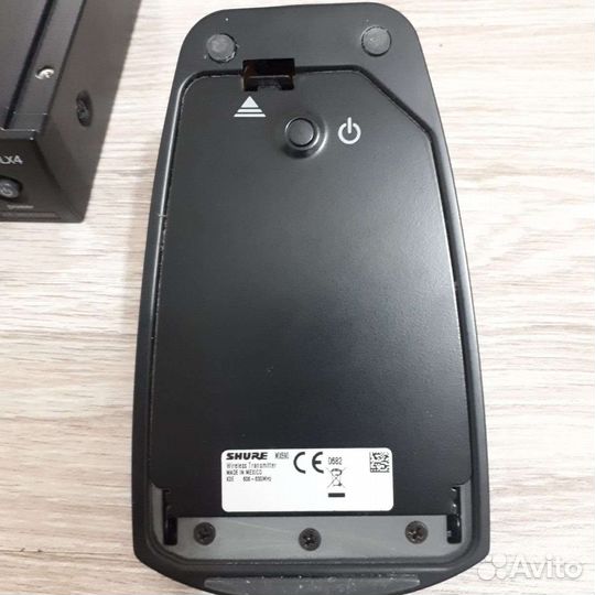 Настольный радиомикрофон Shure SLX