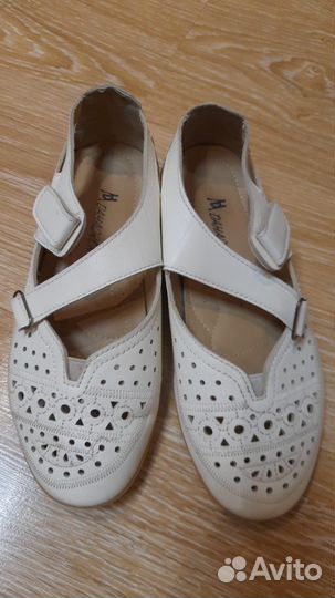 Босоножки женские