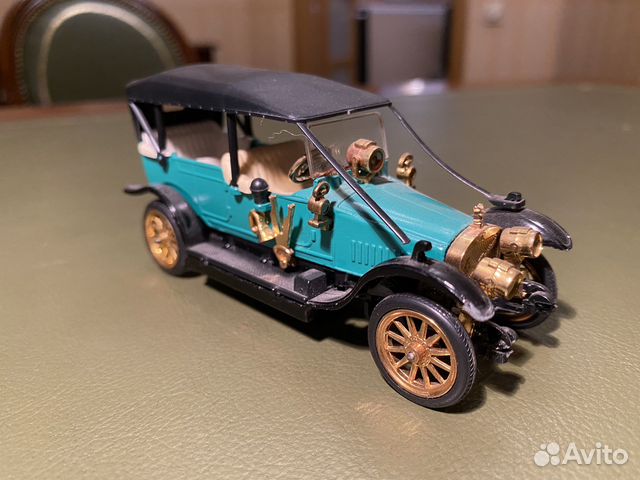 Модель автомобиля Руссо-Балт