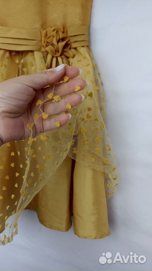 Платье для девочки нарядное 110
