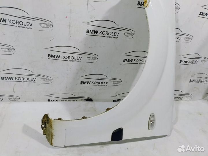 Крыло переднее левое белая 2005-2011 Kia Rio