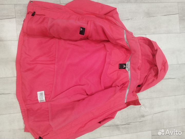 Горнолыжная куртка adidas женская