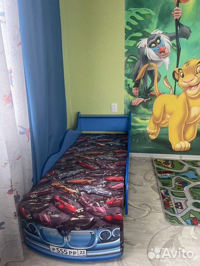 Продам кровать машину