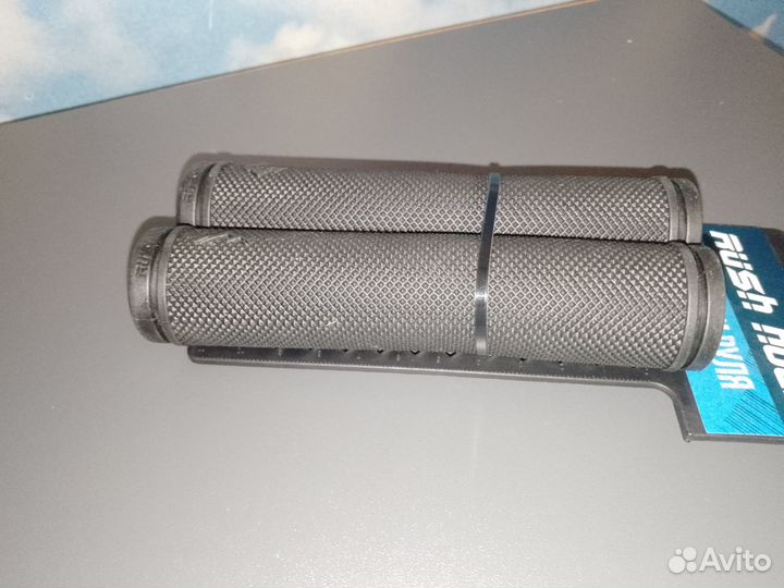 Грипсы/ручки на велосипед