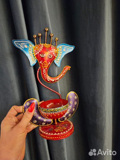 Подсвечник интерьерный