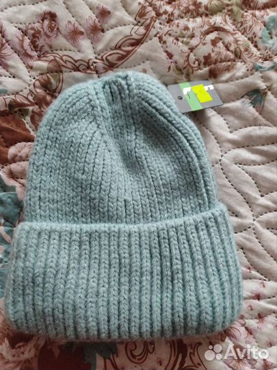 Шапка женская. Тёплая. Новая