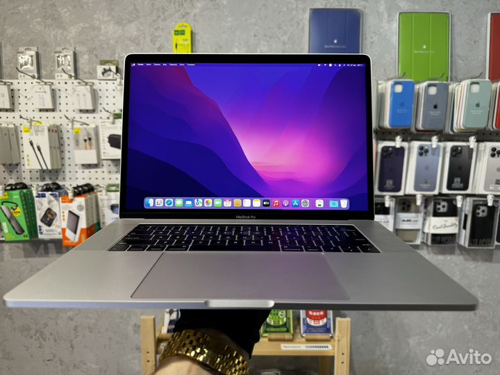 Apple MacBook Pro 15-inch 2016 (i7/16/512)