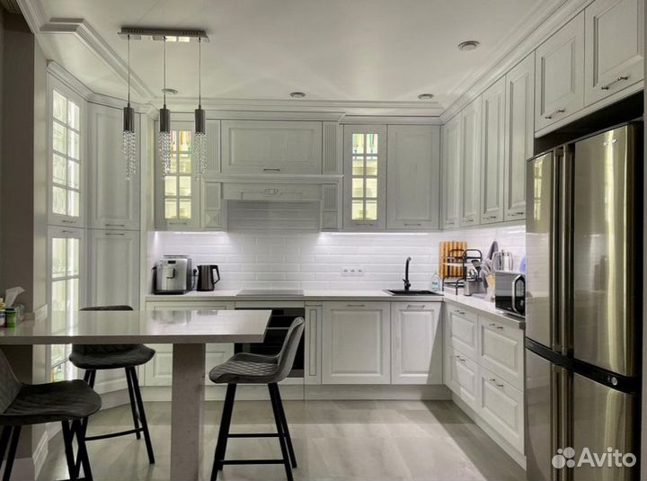 Кухонные гарнитуры (угловые и прямые)