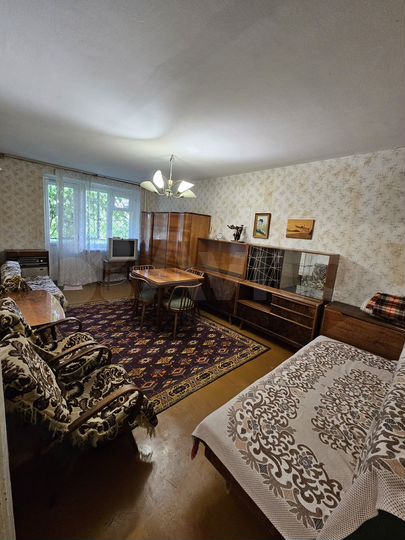 2-к. квартира, 47 м², 2/5 эт.