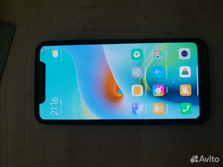Xiaomi Mi 8, 6/64 ГБ