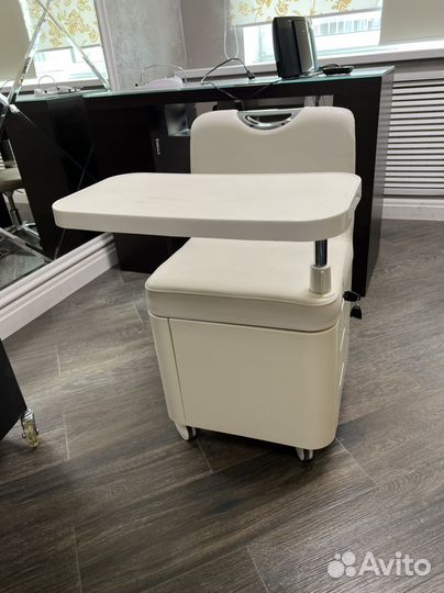 Маникюрный стол Baby C Nilo