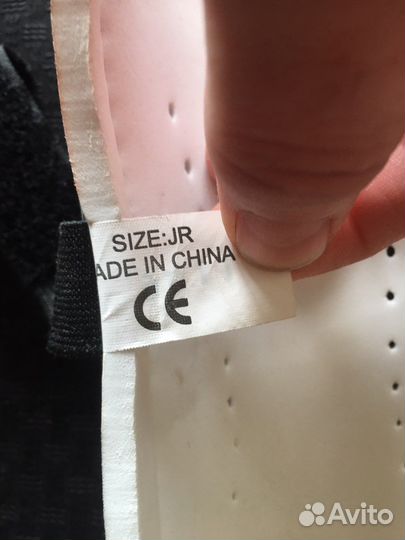 Футбольные щитки (детские)