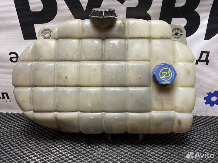 Бачок расширительный Volvo FM4 22821828