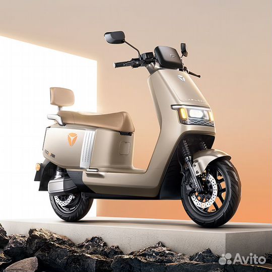 Электроскутер Yadea E10 ttfar 72V38A