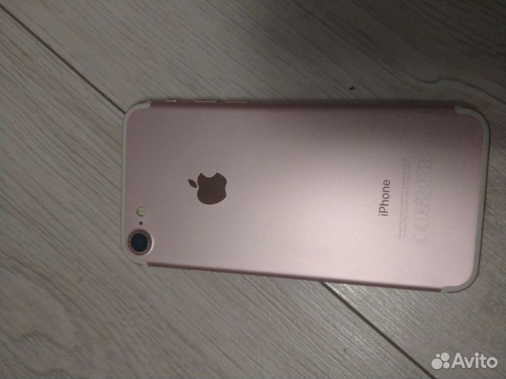 Телефон iPhone 7 128gb