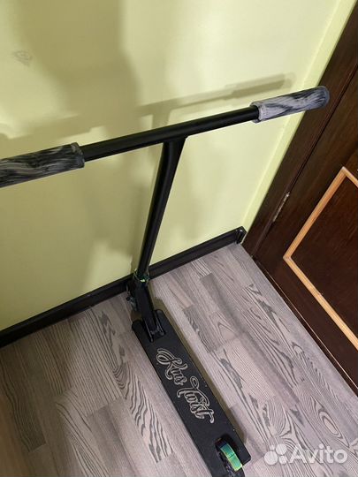 Трюковой самокат