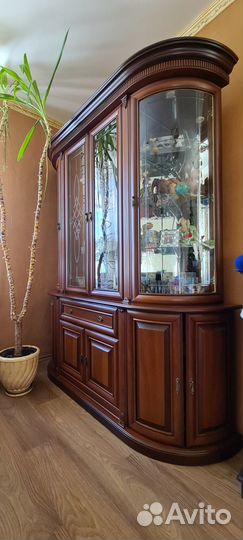 Продам витрину