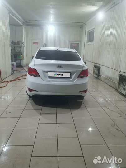 Hyundai Solaris 1.4 МТ, 2015, 180 145 км