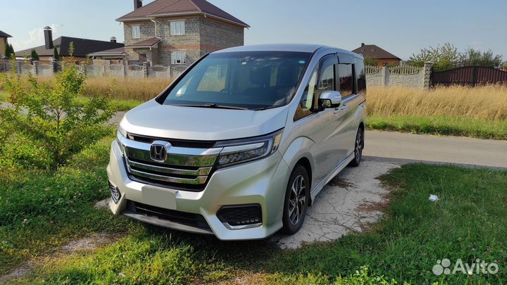 Honda Stepwgn, 2018