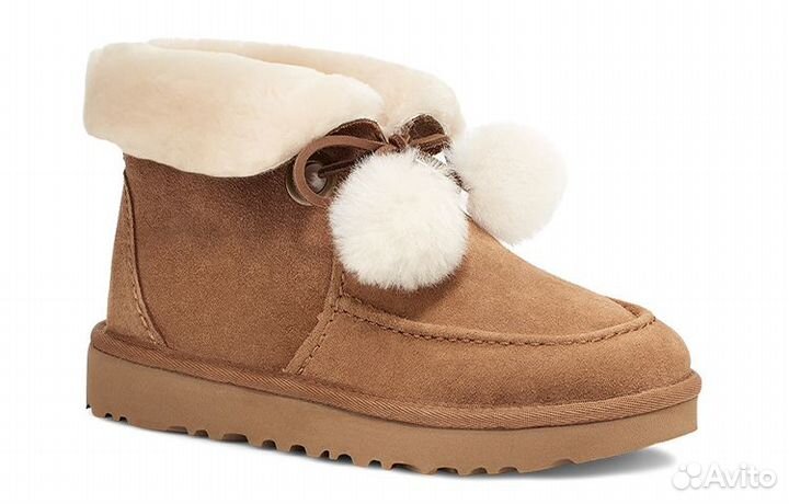 UGG Kyrina Bow Pom Women's (38)