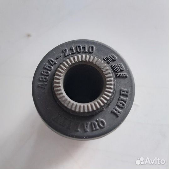 Сайлентблок рычага передней подвески Wish/Noah/Vox