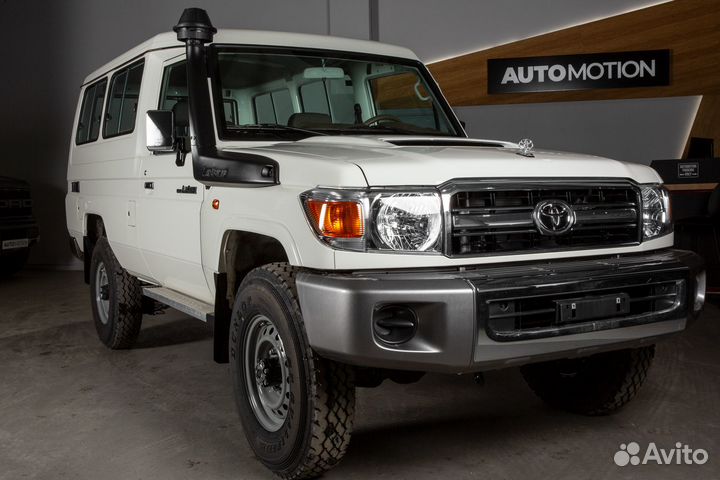 Toyota Land Cruiser 4.5 МТ, 2022, 35 км