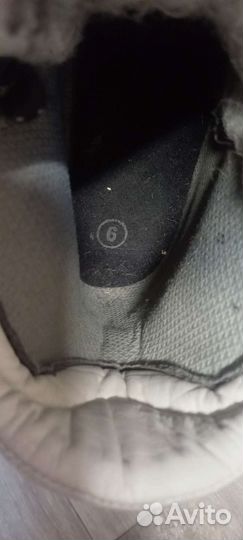 Коньки хоккейные профессиональные