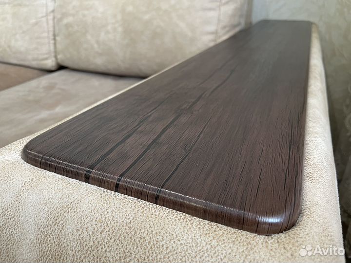 Угловой диван