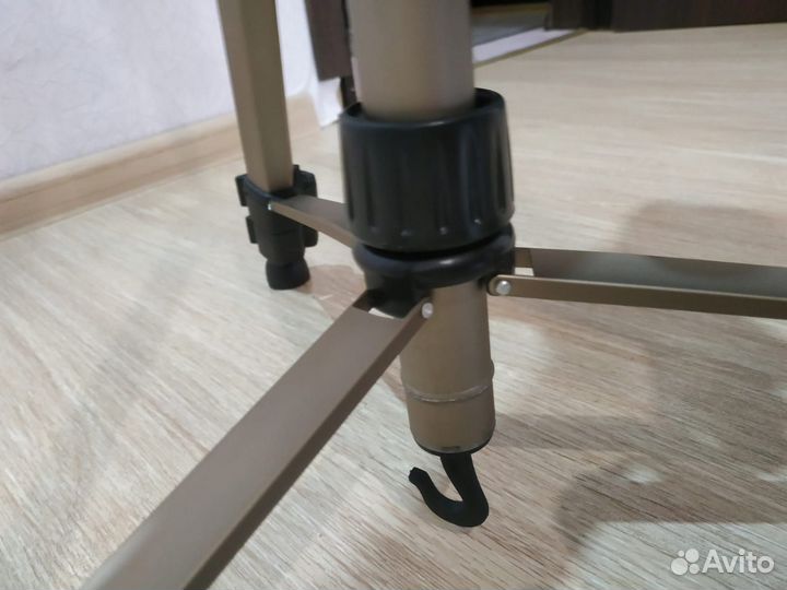 Штатив для камеры