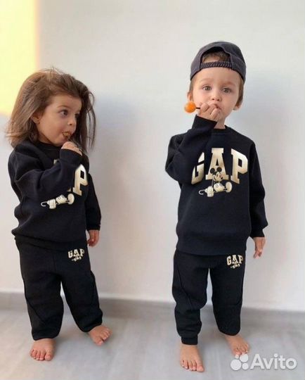 Костюм на флисе Gap