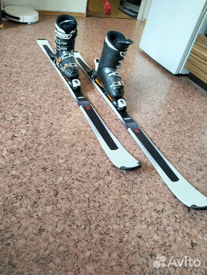 Горные лыжи мужские комплект