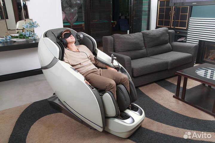 Массажное кресло премиум-класса Skyliner 2 (белое)