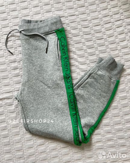 Штаны р. M Calvin klein